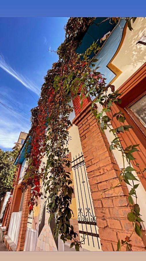 Hotel Leo Lviv Exterior photo